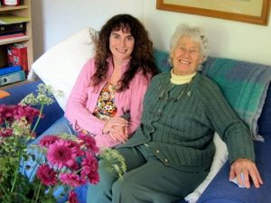 Interspecies communicators Anna Breytenbach and Dorothy Maclean in the Findhorn home where Dorothy eventually p;assed at the age of 100 in 2020. photo Geoff Dalglish