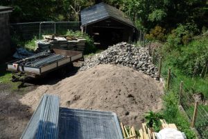 Universal Hall roof transformation stones piles photo Peter Valance