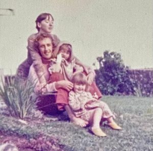 family pic photo Anniese Giuntini Worth