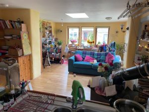 Family sitting room Woodhead photo Hugh Andrews