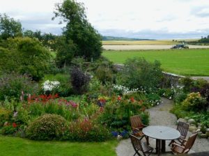 Woodhead Front garden photo Hugh Andrews