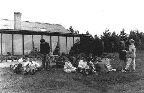 outside the Familyhouse photo Maria Körner