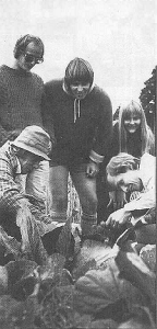 Garden School group: photo Michael Burgess