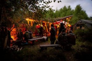 Hinterland shelter gathering photo Mark Richards @Auroraimaging