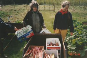 Cullerne produce 1993 Lynn and Kathryn photo Lynn Barton