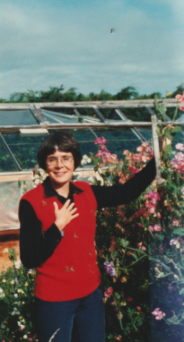 Lynn Barton photo Lynn Barton